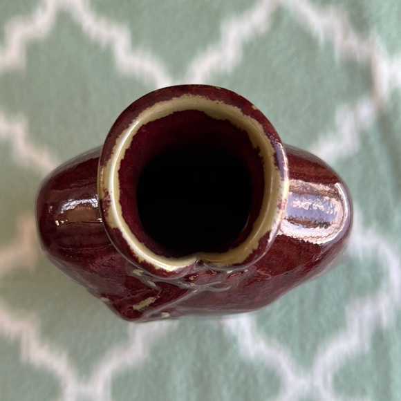 Vintage Asian kimono Burgundy Ceramic Vase - Picture 8 of 10